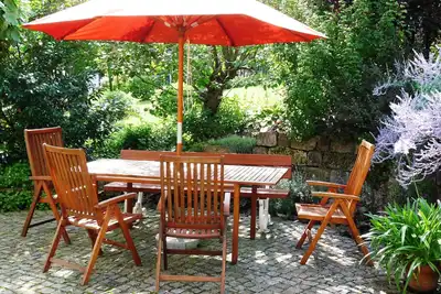 calme, proche du centre, à 5 min. former, 3 chambres, familial, jardin