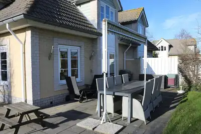 Image de Ferienhaus Franzen: confortablement meublé avec jardin, sauna et terrasse