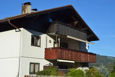 Image de picturesque attic floor apartment with view at Kaisergebirge