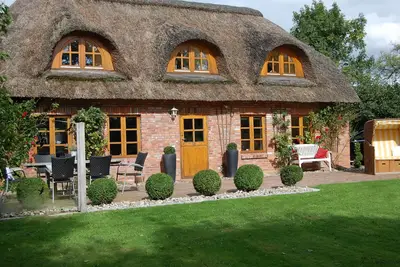 Belle chaumière bien gardé dans Tating Wlan, sauna, cheminée, situation calme