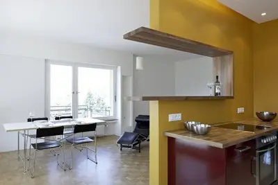 Image de Penthouse - Appartement design 85m² avec grande terrasse panoramique dans un parc