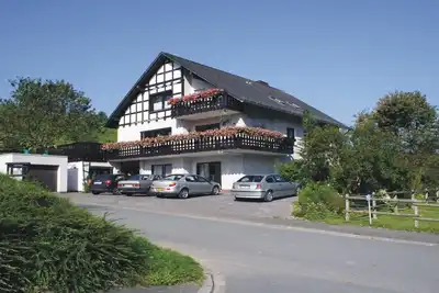 Image de Pour tous, une destination de vacances idéale avec piscine intérieure et sauna en été et en hiver