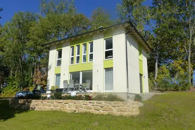 Image de Maison de vacances au réservoir Hohenfelden avec sa propre jetée et bateau à rames et moteur électrique<br>