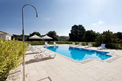 Image de Maison de campagne spacieuse, piscine merveilleuse, près de Coimbra