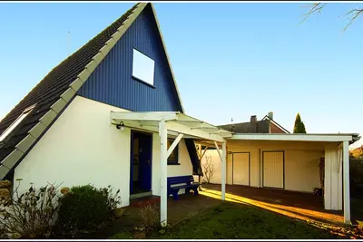 Image de Belle maison sur le toit à proximité immédiate de la marina.