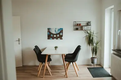 Image de rénové, wifi, centre accessible à pied, jardin, 62m², Tv 55 \", correspondance de train