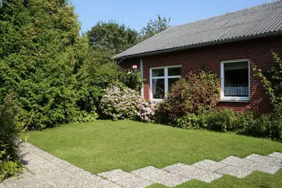 Image de Décoré avec goût - Husum / Mer du Nord - 200m de la mer - 2-6 personnes