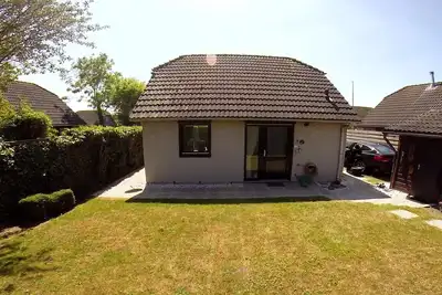 Image de Maison de vacances indépendante dans un endroit calme, à droite sur la Grevelingenmeer