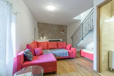 Image de Superbe maison de 2 chambres Ă Bale