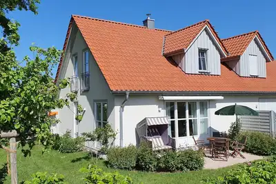 Image de 5 ***** maison de vacances sur la plage de la Baltique avec sauna, cheminée, Wi-Fi et le jardin