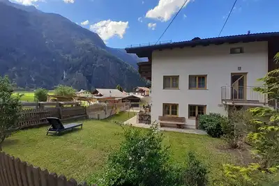 Image de Vacances dans un endroit calme avec jardin et la nature Views appartements Sabine