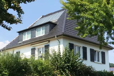 Nouveau: appartement de 2 pièces joliment meublé à proximité du centre