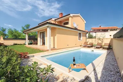 Image de Charmante villa de luxe avec piscine privée dans un quartier calme