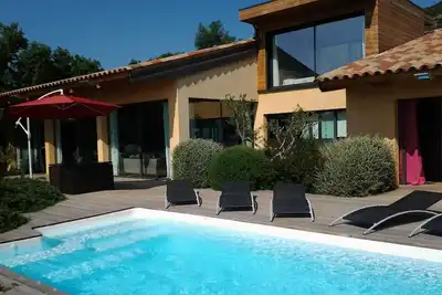 Image de Villa spacieuse pour 8 personnes avec piscine à Porto Vecchio