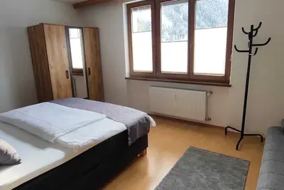 Image de Appartement confortable avec poĂŞle en faĂŻence