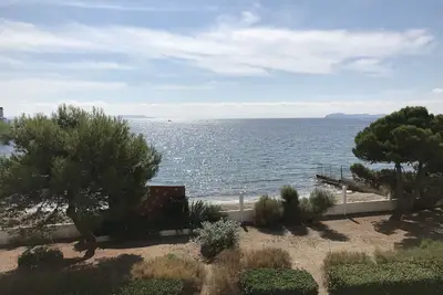 Image de T3 45m2, 6 personnes, Vue mer 180° accès direct plage privée