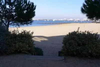 Image de T2 Les Minimes Classified 3 * - Seaside - facing the Marina