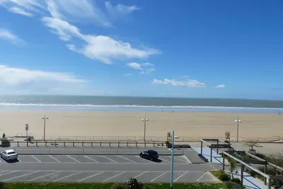 Image de Appartement de qualité, face mer à Saint Jean de Monts, proche des animations.