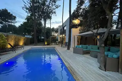 Image de Location (10 personnes max) maison / Villa la palmyre (dans le golf resort)
