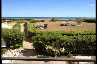 Image de Super Studio Palavas 1ère ligne Vue Mer, Rdc, accès direct plage à 15metres