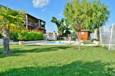 Image de Gîte de charme avec vue exceptionnelle sur les montagnes des Alpes du sud