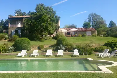 Image de Vue Panoramique Tres Belle Maison Provencale 11 Pers