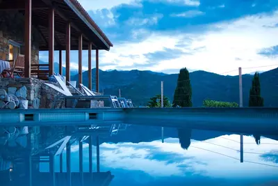 Image de villa vue mer avec piscine chauffée surplombant la plage de Saint Florent