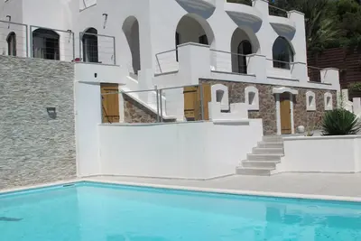 Image de Villa Climatisee Avec Piscine A Antheor :  Vue Panoramique Sur Mer/ Esterel.