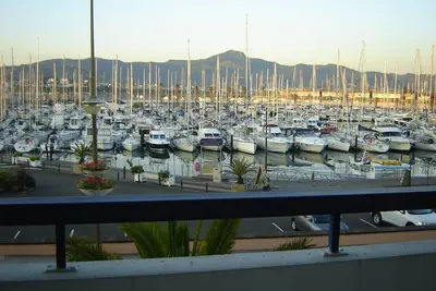 T2  Magnifique Vue Sur Le Port, Parking, Plage à 100m, Piscine, Wifi, Thalasso  50m