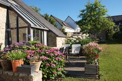 Image de Maison ancienne restaurée, lumineuse, vue sur mer pour 4 personnes.