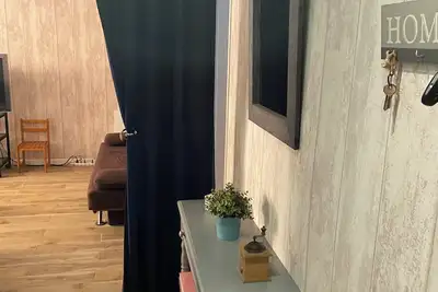 Image de Appart de 55m2, plage à 80m et pinède, terrasse, 1chambre, cuisine indépendante