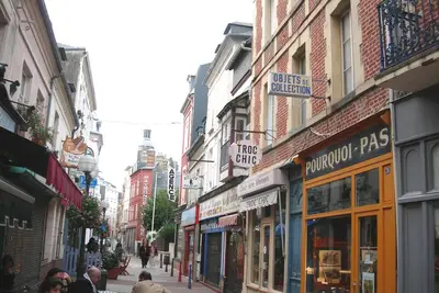 Normandie Appartement de charme  Trouville plein centre à 100m plage pour 1 à 3p