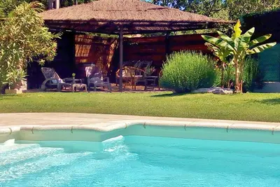Image de Maison de 4 appartements 2 a 8 chambres Piscine Salle Commune CĂ´te d'Azur