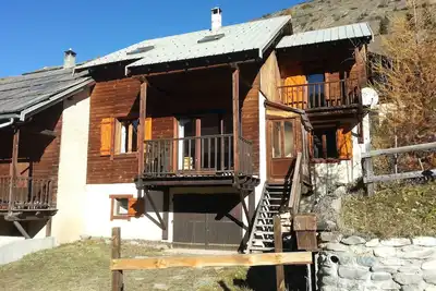 Chalet classé 3* plein sud 120 m² 9 pers ski alpin à 800 m+Ski de fond à 200m
