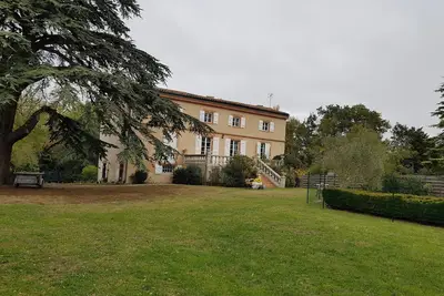 Image de Belle demeure au sein d'un grand parc arboré, avec piscine. Calme garanti!