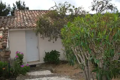 Image de mini-villa de charme en bordure du maquis, plage à 800 m