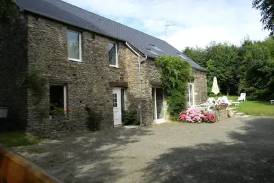 Image de Gite le pressoir restauré en conservant le caractère de la pierre du pays
