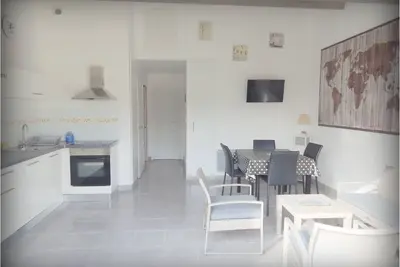 Location neuve 100 m bord de mer