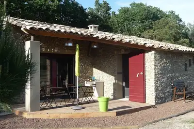 Image de 'Mas des Sources' Gîte indépendant, Très Jolie vue, intérieur contemporain cosy