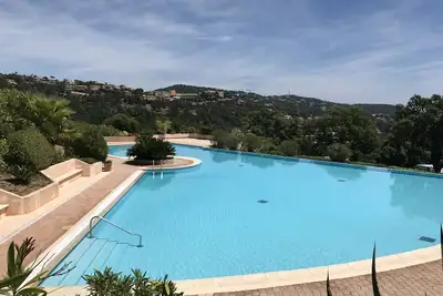 Image de Joli Mazet  Climatise - Terrasse  Apercu Mer - Parking