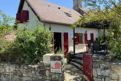 Image de Maison en pierre restaurée dans un joli village au coeur du Périgord Noir