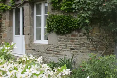 Image de Gîte de Tissey en baie du Mont-St-Michel, calme et cosy avec son poêle à bois.
