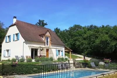 Image de Location maison à Loubressac Nord Lot (46) 8 personnes avec piscine privée