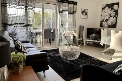 Image de Splendide Appartement avec terrasse couverte, piscine commune, Wifi, Air-Cond