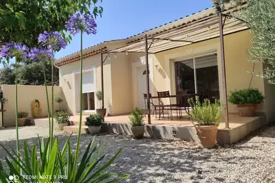 Image de villa castelnovine  au cœur de la Provence entre le Luberon et Avignon