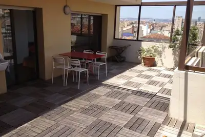 Image de Castellane 2 pièces au dernier etage avec grande terrasse au calme