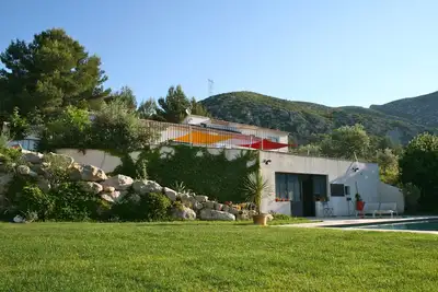 Image de Le calme absolu, une vue magnifique, 15 minutes de Cassis et de La Ciotat