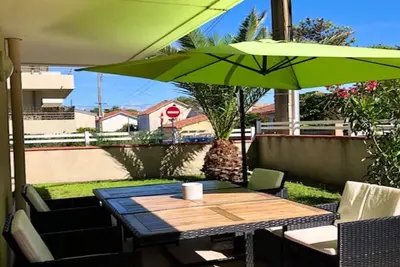Image de Appartement T4 dans le triangle d'or à 30 mètres de la plage principale