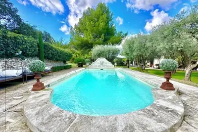 Image de Mas de caractere au calme dans la vallee du luberon