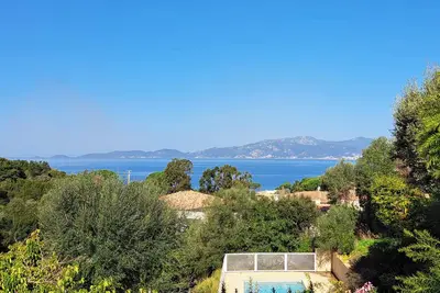 Image de Belle maison d'architecte 5 chambres, vue mer avec piscine